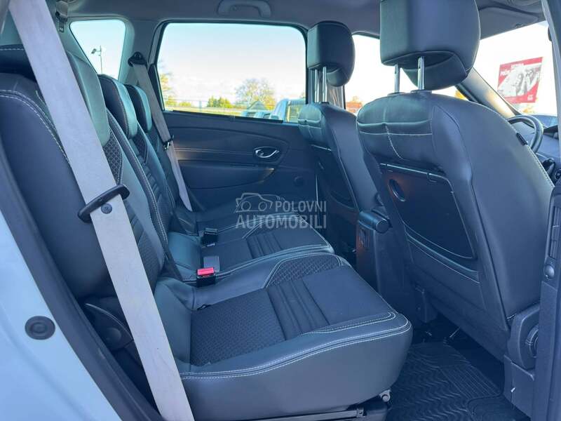 Renault Scenic BOSE