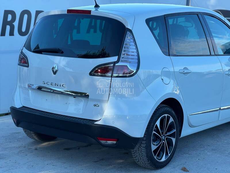 Renault Scenic BOSE