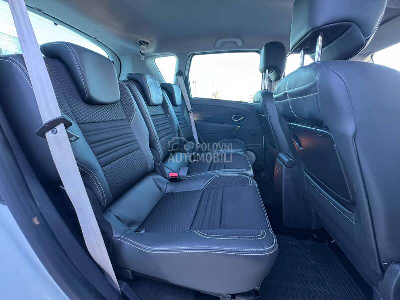 Renault Scenic BOSE