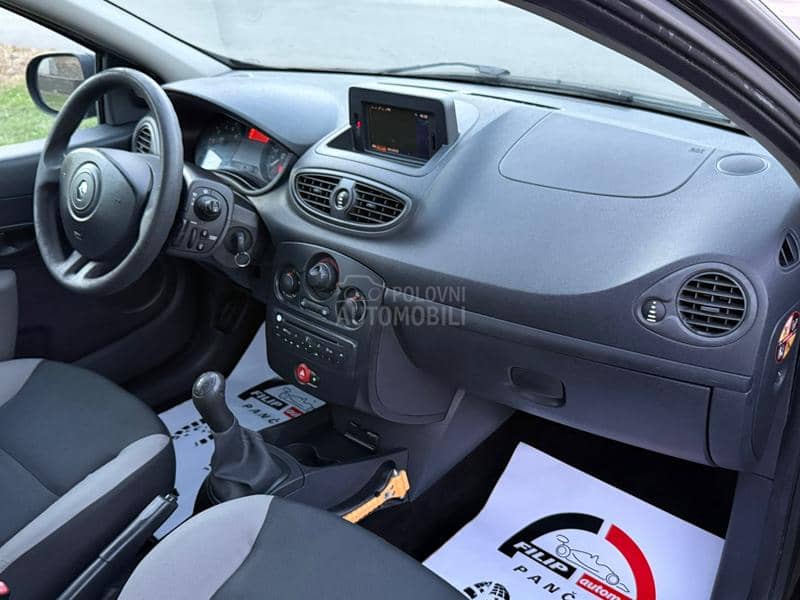 Renault Clio 1.2b NA.VI Renault Clio 1.2b NA.VI
