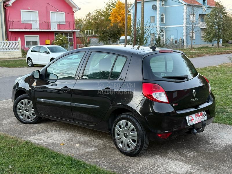 Renault Clio 1.2b NA.VI Renault Clio 1.2b NA.VI