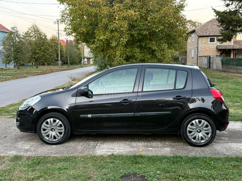 Renault Clio 1.2b NA.VI Renault Clio 1.2b NA.VI
