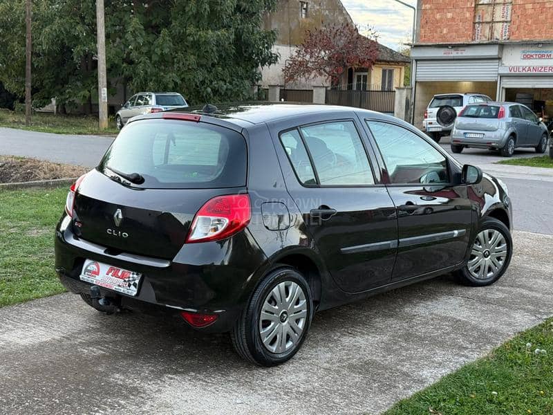 Renault Clio 1.2b NA.VI Renault Clio 1.2b NA.VI