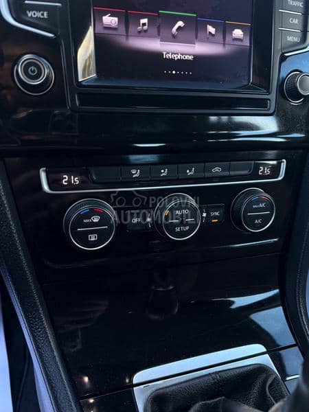 Volkswagen Golf 7 HIGHLINE/T0P STANJE Volkswagen Golf 7 HIGHLINE/T0P STANJE