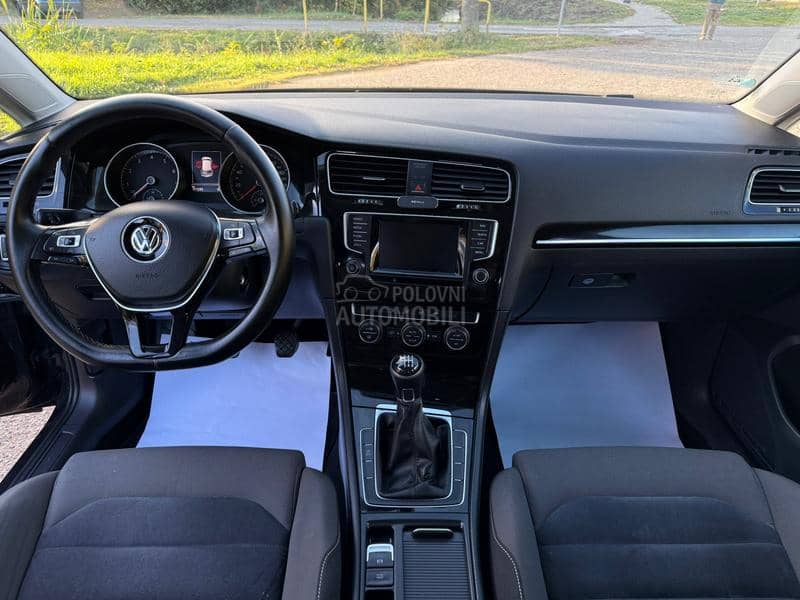 Volkswagen Golf 7 HIGHLINE/T0P STANJE Volkswagen Golf 7 HIGHLINE/T0P STANJE