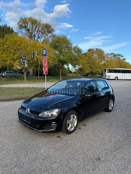Volkswagen Golf 7 HIGHLINE/T0P STANJE Volkswagen Golf 7 HIGHLINE/T0P STANJE