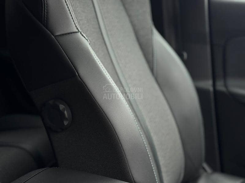 Peugeot 3008 ALLURE/1.5D/Kamera