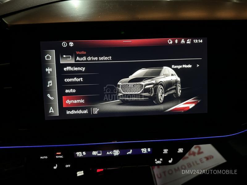 Audi Q4 e-tron S LINE Q 40