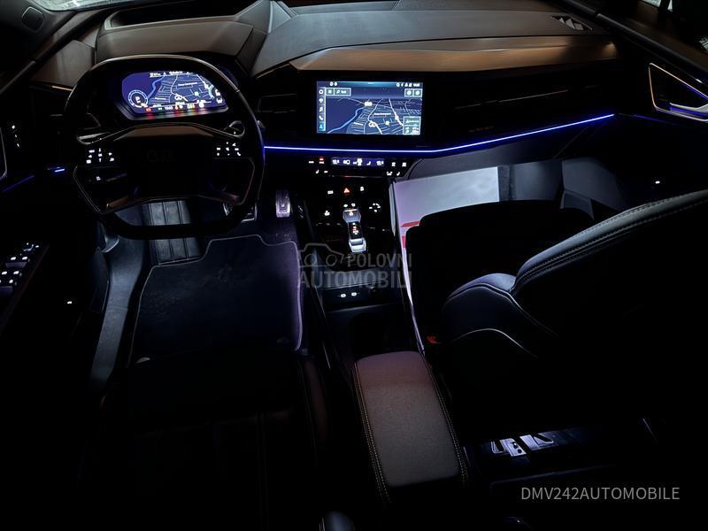 Audi Q4 e-tron S LINE Q 40