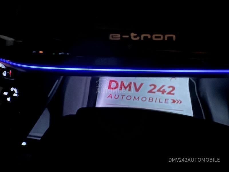 Audi Q4 e-tron S LINE Q 40