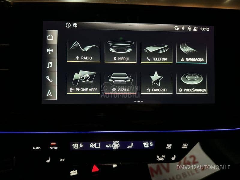 Audi Q4 e-tron S LINE Q 40