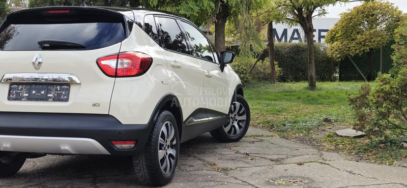 Renault Captur R.E.Z.E.R.V.I.S.A.N