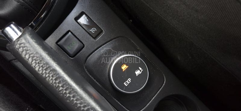 Renault Captur R.E.Z.E.R.V.I.S.A.N