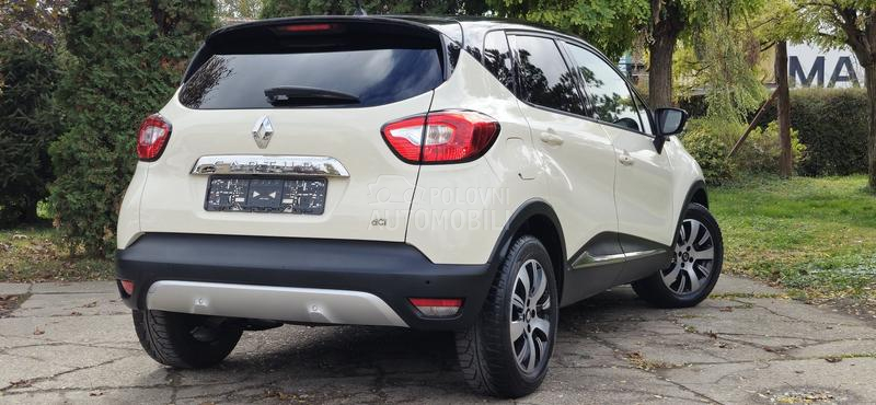 Renault Captur R.E.Z.E.R.V.I.S.A.N