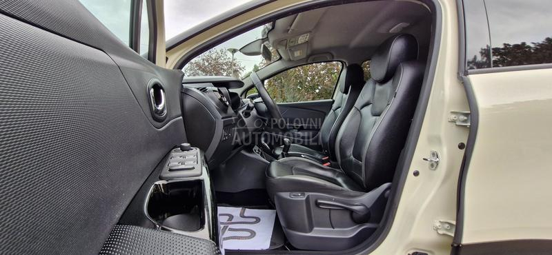 Renault Captur R.E.Z.E.R.V.I.S.A.N