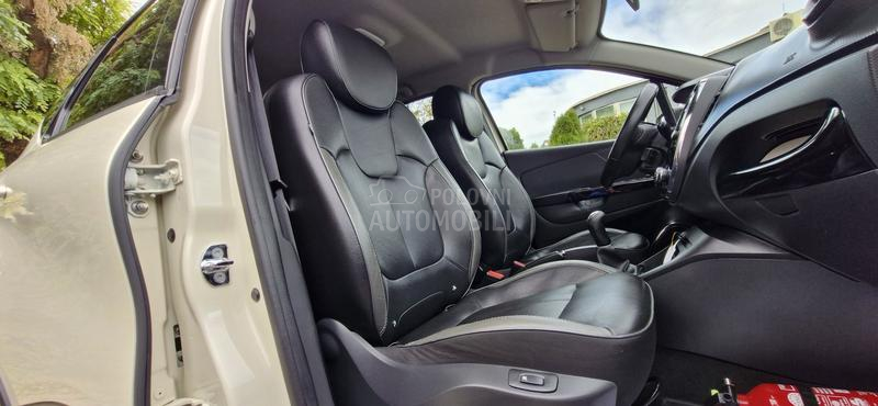 Renault Captur R.E.Z.E.R.V.I.S.A.N