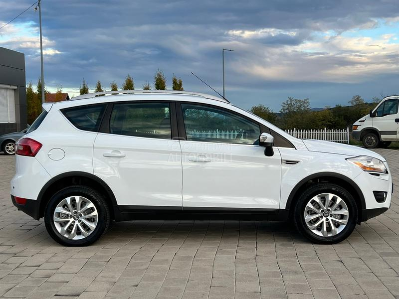 Ford Kuga 2.0 4x4 TITANIUM