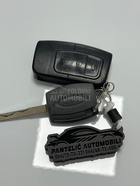 Ford Kuga 2.0 4x4 TITANIUM