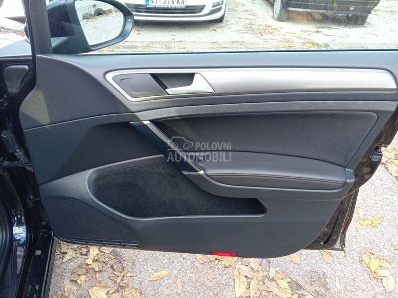 Volkswagen Golf 7 1.4 tfsi