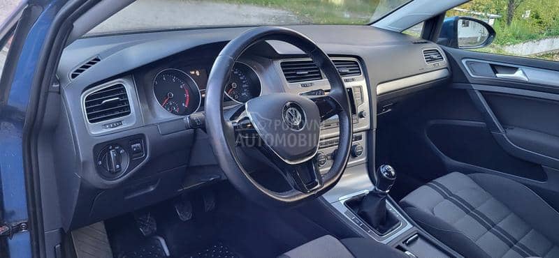 Volkswagen Golf 7 1,2 //NOV// Volkswagen Golf 7 1,2 //NOV//