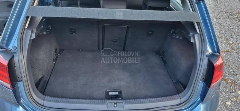 Volkswagen Golf 7 1,2 //NOV// Volkswagen Golf 7 1,2 //NOV//