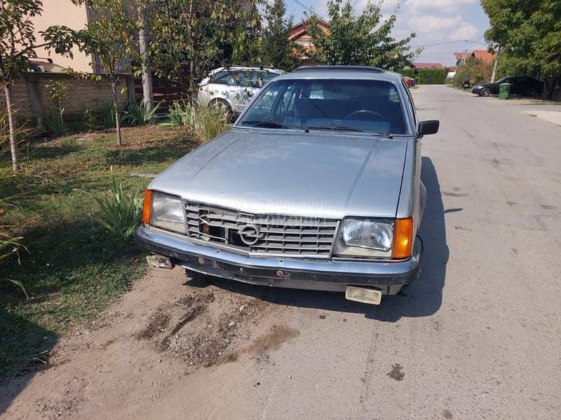 Opel Senator 