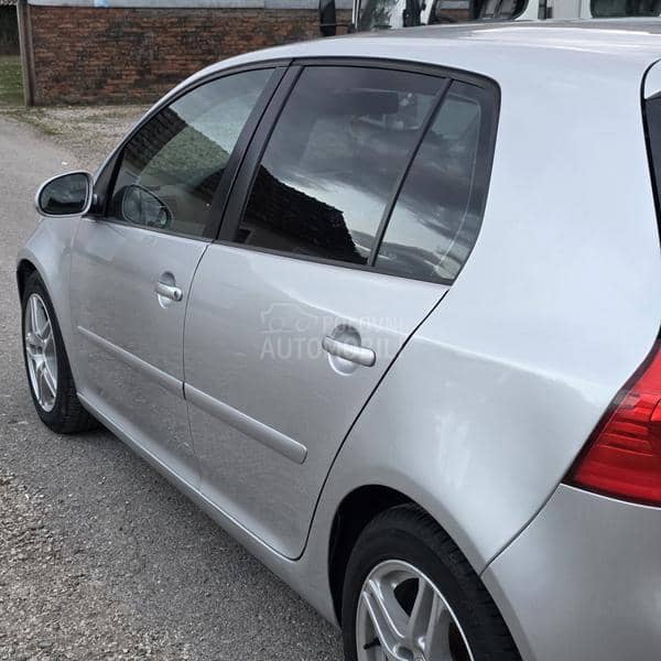 Volkswagen Golf 5 1.9TDI