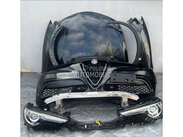 Hauba Branik Krilo Far za Alfa Romeo 4C