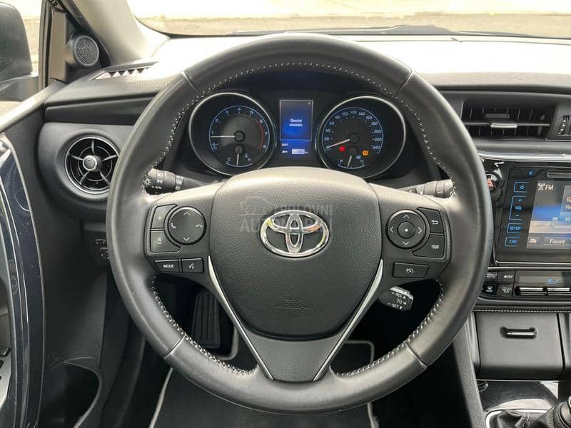 Toyota Auris 1.2 Švajcarac