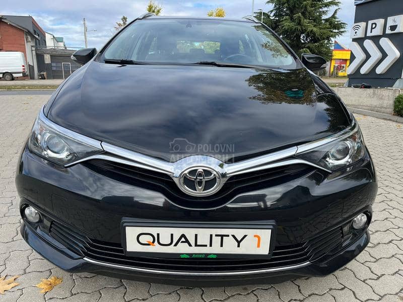 Toyota Auris 1.2 Švajcarac