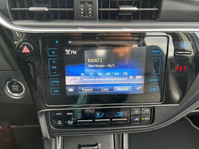 Toyota Auris 1.2 Švajcarac