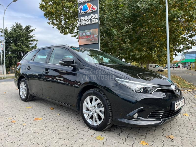 Toyota Auris 1.2 Švajcarac