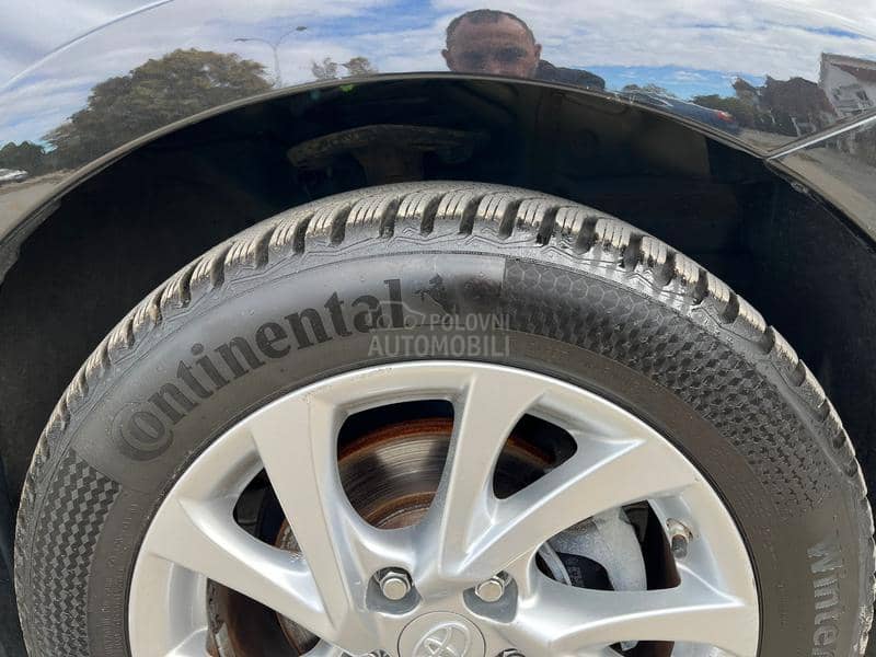 Toyota Auris 1.2 Švajcarac