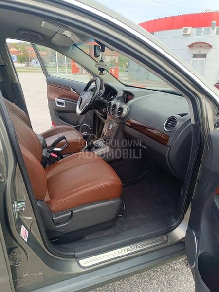 Opel Antara 