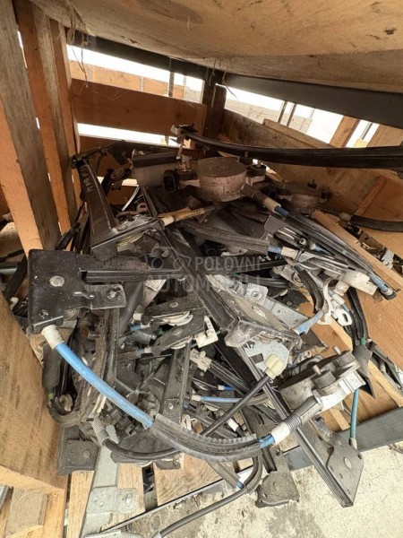 Podizač stakla elektro prednji