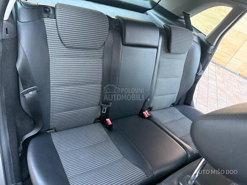 Mercedes Benz B 180 B180 cdi