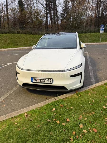 Tesla Model Y Juniper LR AWD