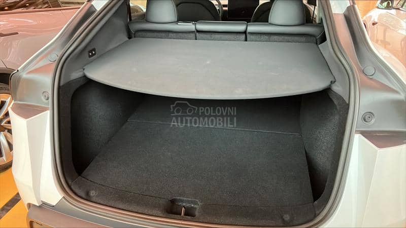 Tesla Model Y Juniper LR AWD
