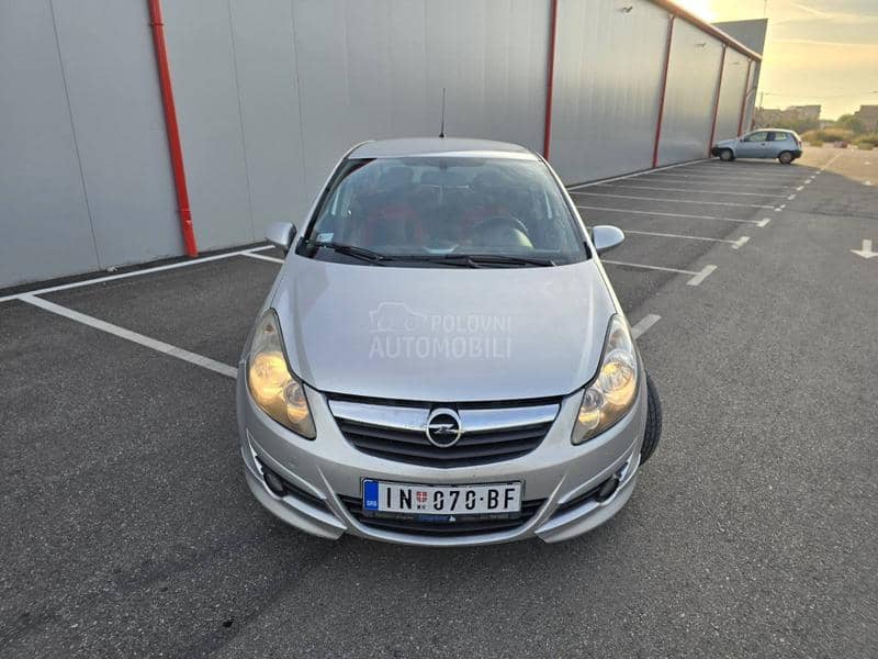 Opel Corsa D G S I