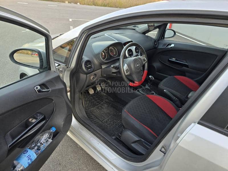 Opel Corsa D G S I