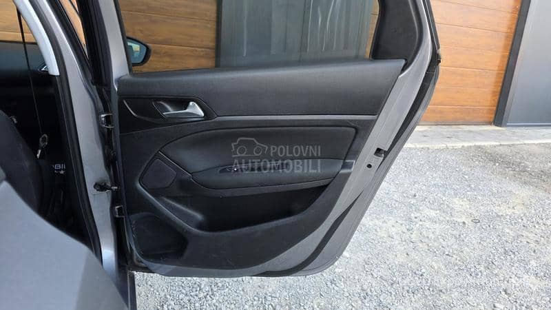 Peugeot 308 1.6 BlueHdi Allure