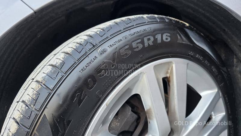 Peugeot 308 1.6 BlueHdi Allure