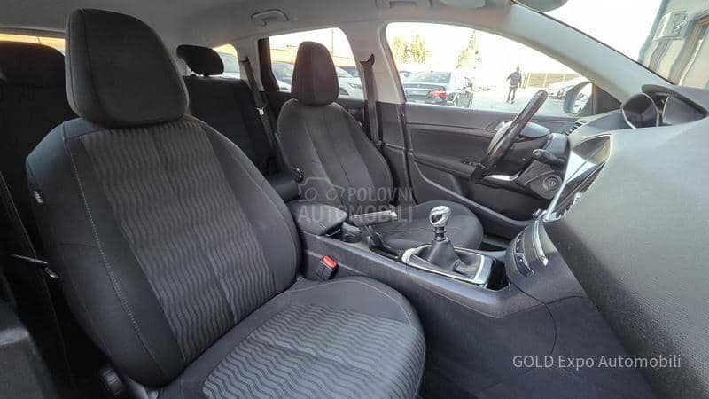 Peugeot 308 1.6 BlueHdi Allure