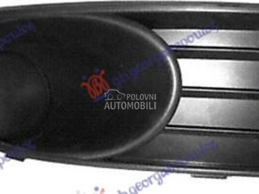 RESETKA PREDNJEG BRANIKA CRNA za Fiat Linea od 2007. do 2013. god.