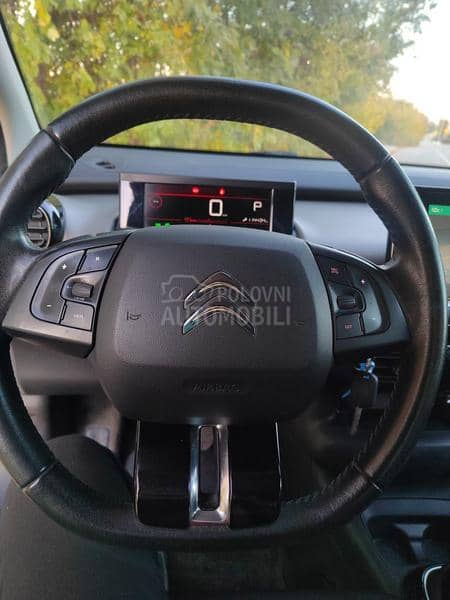 Citroen C4 Cactus 1.2/PURETECH/AUT/NAV Citroen C4 Cactus 1.2/PURETECH/AUT/NAV