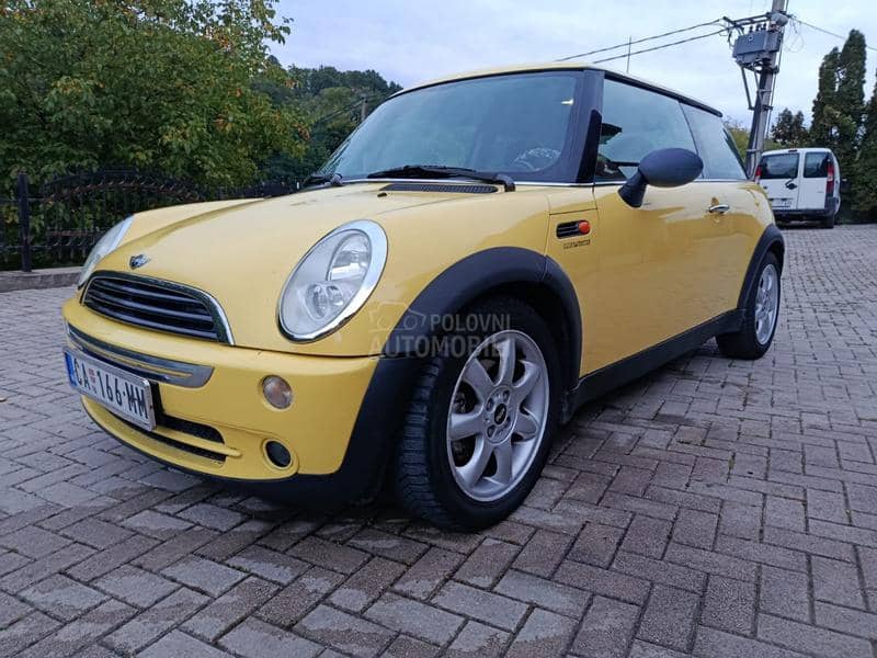 MINI One 