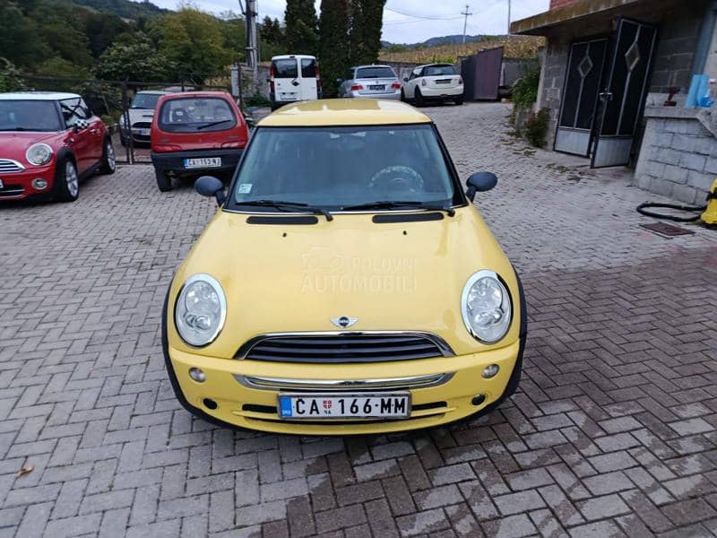 MINI One 