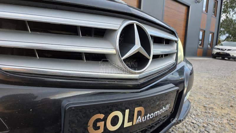Mercedes Benz C 200 2.1 AUT AVANTGARD