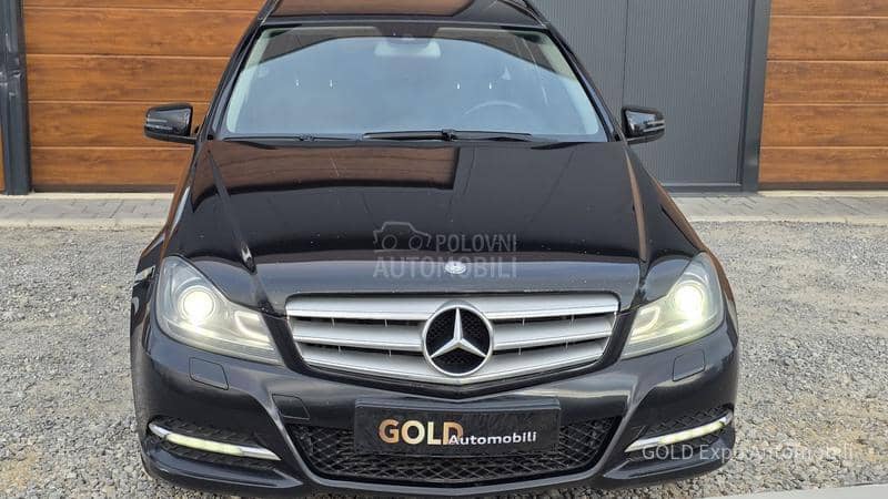 Mercedes Benz C 200 2.1 AUT AVANTGARD