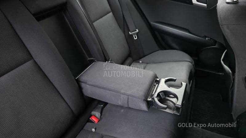 Mercedes Benz C 200 2.1 AUT AVANTGARD